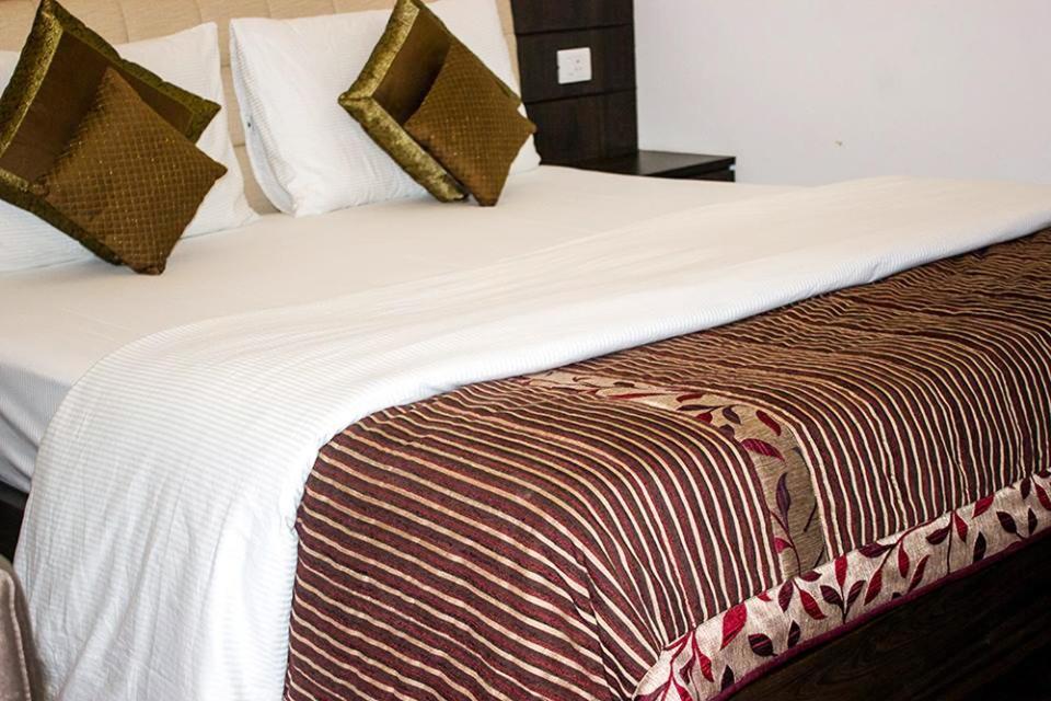 Rr Residency Hotell Delhi  Exteriör bild