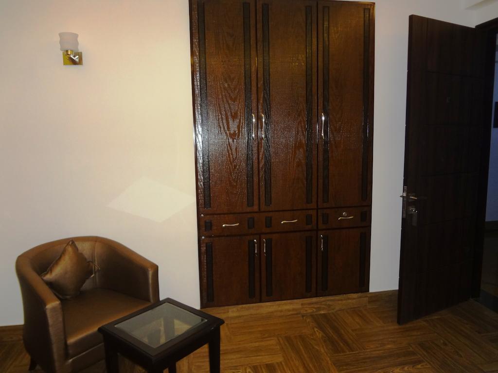 Rr Residency Hotell Delhi  Exteriör bild